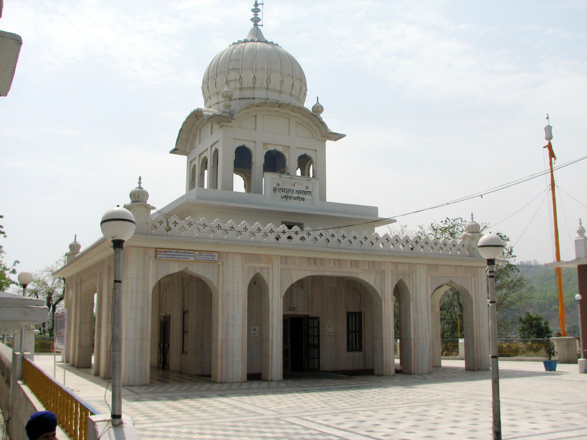 Gurudwara Dastaar Asthaan  – Paonta Sahib