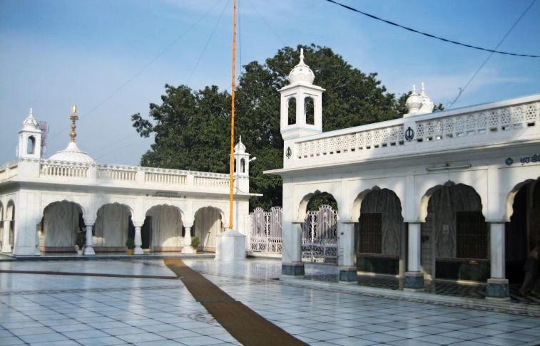 Gurudwara Sri Tharra Sahib , Khadoor Sahib
