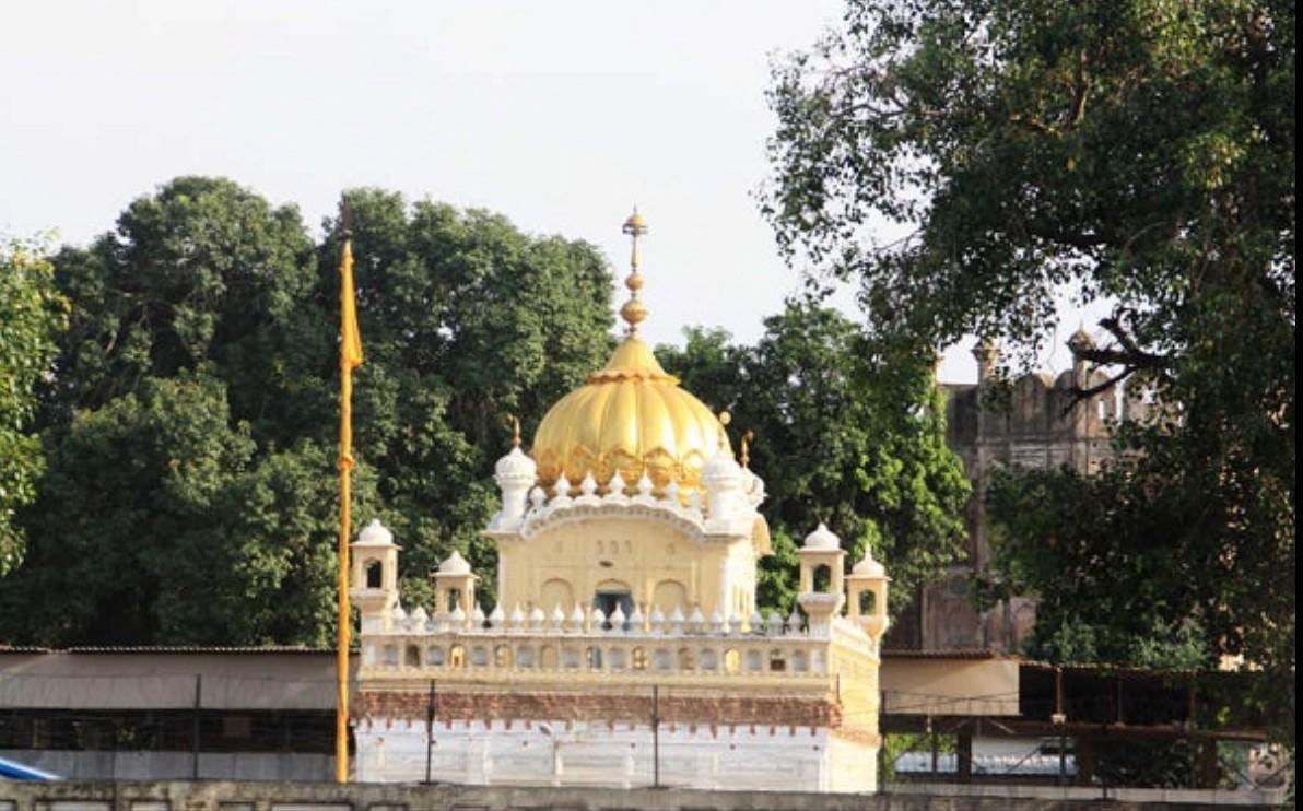Gurudwara Dehra Sahib Sri Guru Arjan Dev Ji Lahore
