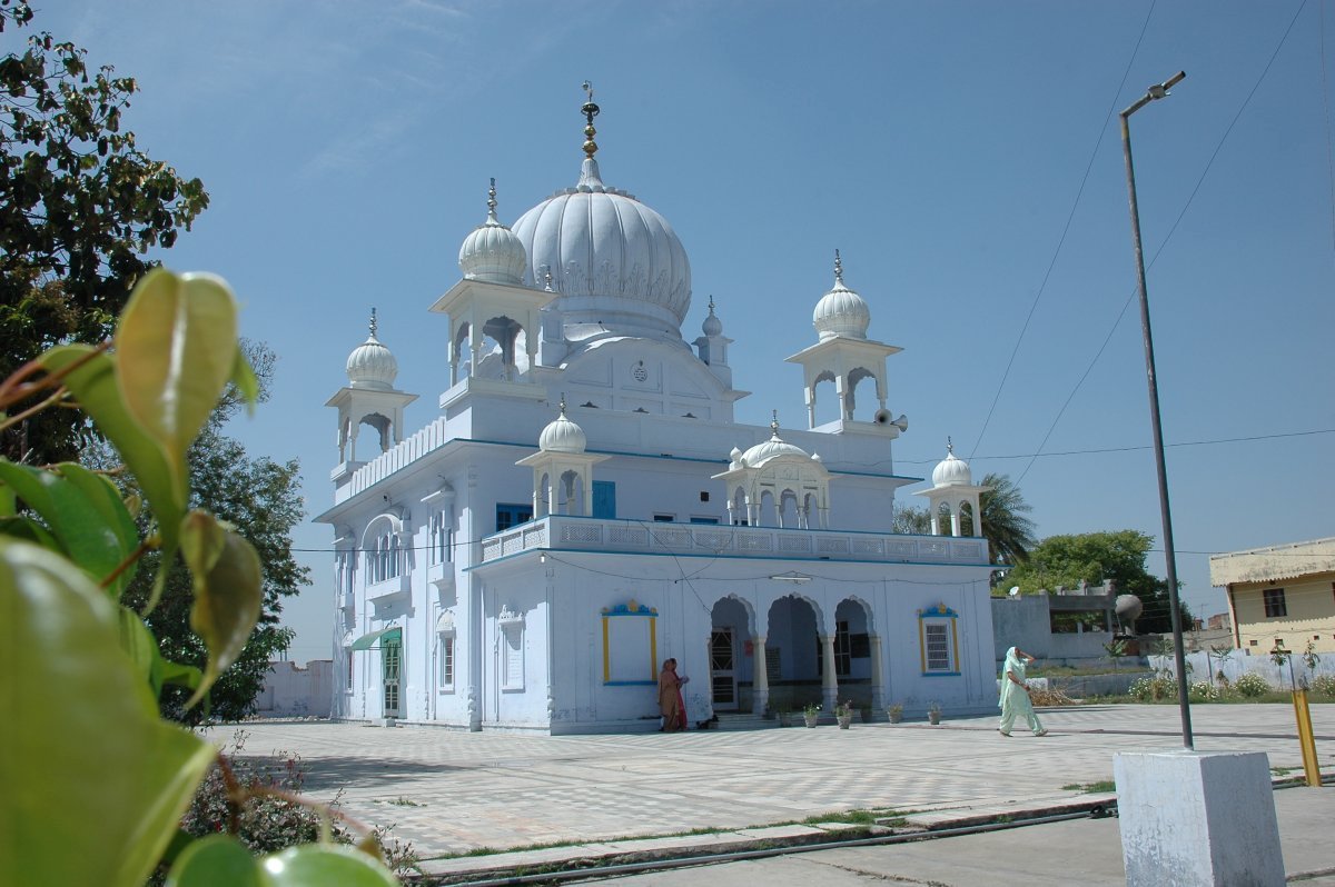 Gurudwara Sri Gurplaha Sahib, Sotran, Banga