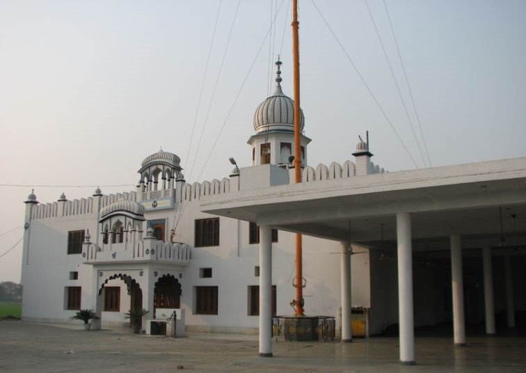 Gurudwara Jhanda Sahib Sri Patshahi Chevin – Chakk Prema