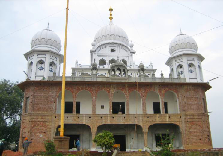 Gurudwara Sri Taari Sahib, Chamkaur Sahib